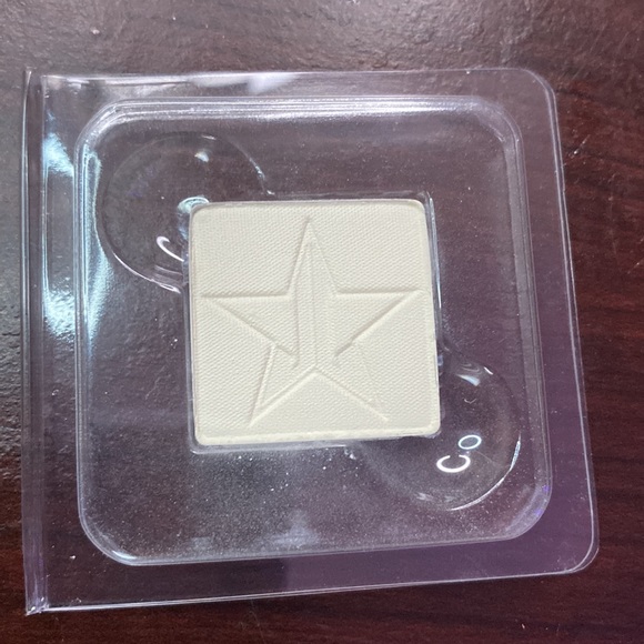 Jeffree Star Artistry Single Eyeshadow Shade “VIRGIN” - Picture 2 of 4